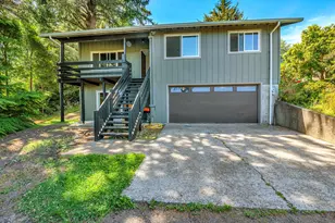 343 Cumberland St, Astoria, OR 97103 - Photo 40