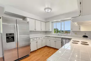 343 Cumberland St, Astoria, OR 97103 - Photo 10