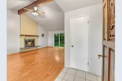 343 Cumberland St, Astoria, OR 97103 - Photo 4