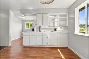 343 Cumberland St, Astoria, OR 97103 - Photo 12