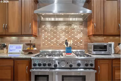 721 SW 68th Ter, Portland, OR 97225 - Photo 8