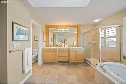 4735 Amherst Ct, Lake Oswego, OR 97035 - Photo 32