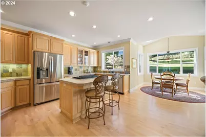 4735 Amherst Ct, Lake Oswego, OR 97035 - Photo 4