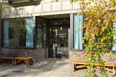 7033 SE Stark St, Portland, OR 97215 - Photo 46