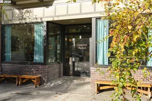 7033 SE Stark St, Portland, OR 97215 - Photo 46