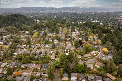 7033 SE Stark St, Portland, OR 97215 - Photo 44