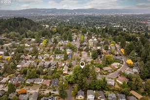 7033 SE Stark St, Portland, OR 97215 - Photo 44