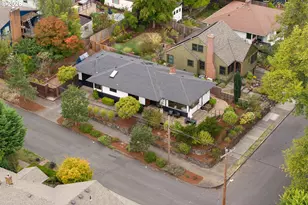 7033 SE Stark St, Portland, OR 97215 - Photo 42