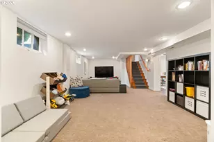 7033 SE Stark St, Portland, OR 97215 - Photo 36