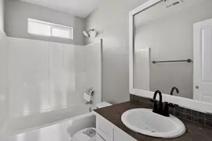 2906 S Proctor St, Tacoma, WA 98409 - Photo 2