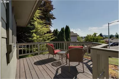 310 NE Greenway Dr, Gresham, OR 97030 - Photo 4