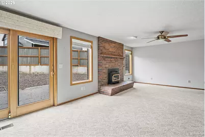 310 NE Greenway Dr, Gresham, OR 97030 - Photo 12