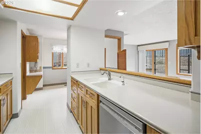 310 NE Greenway Dr, Gresham, OR 97030 - Photo 20