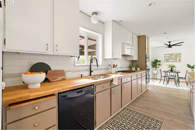 6725 SE Catalina Ln, Milwaukie, OR 97222 - Photo 4