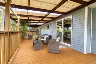 6725 SE Catalina Ln, Milwaukie, OR 97222 - Photo 42