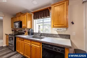 32777 Berlin Rd, Lebanon, OR 97355 - Photo 12