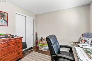 1569 Papago Dr, Medford, OR 97504 - Photo 22