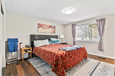 1569 Papago Dr, Medford, OR 97504 - Photo 16