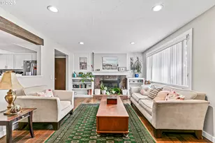 1569 Papago Dr, Medford, OR 97504 - Photo 14