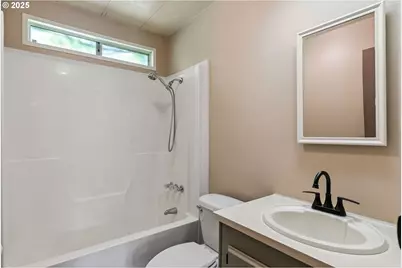 1090 SW Briggs St, Stevenson, WA 98648 - Photo 18