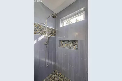 410 W Grant St, Carlton, OR 97111 - Photo 26