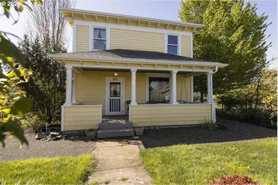 410 W Grant St, Carlton, OR 97111 - Photo 2