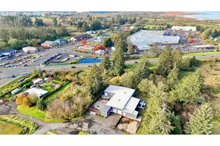 1425 SE 9th St, Warrenton, OR 97146 - Photo 2