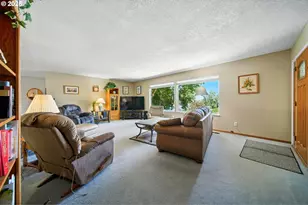 826 Jacquelyn St, Milton-Freewater, OR 97862 - Photo 6