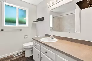 2730 Cheryl St, Eugene, OR 97408 - Photo 18