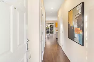 1558 NE 10th Pl, Canby, OR 97013 - Photo 2