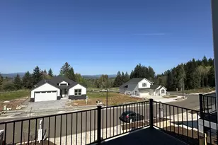 41940 Deschutes Ave, Sandy, OR 97055 - Photo 2