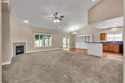 338 NW Foxglove St, Dallas, OR 97338 - Photo 6