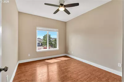 338 NW Foxglove St, Dallas, OR 97338 - Photo 16
