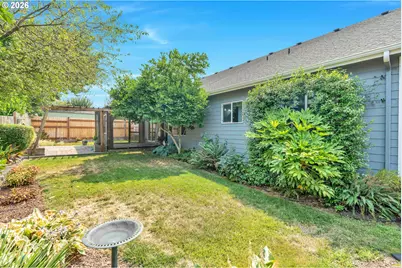 338 NW Foxglove St, Dallas, OR 97338 - Photo 36