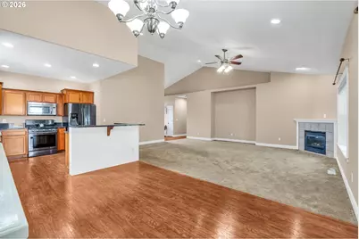 338 NW Foxglove St, Dallas, OR 97338 - Photo 10