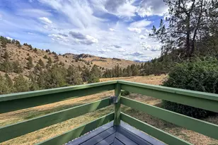 20480 Hwy 395 N, Mount Vernon, OR 97865 - Photo 4
