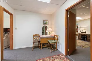 20480 Hwy 395 N, Mount Vernon, OR 97865 - Photo 24