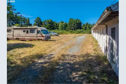 87563 Oberman Ln, Bandon, OR 97411 - Photo 6
