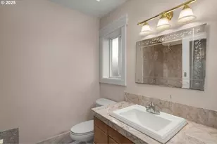 4134 NE 131st Pl, Portland, OR 97230 - Photo 14