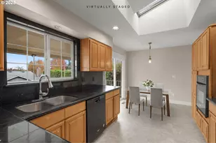 4134 NE 131st Pl, Portland, OR 97230 - Photo 8