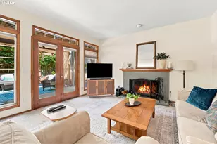 2736 SW 28th Dr, Portland, OR 97219 - Photo 14