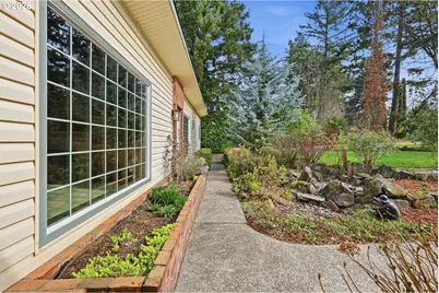 5623 SW Boundary St, Portland, OR 97221 - Photo 4