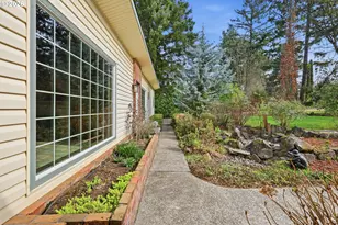 5623 SW Boundary St, Portland, OR 97221 - Photo 4