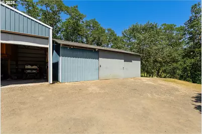 7654 North Bank Rd, Roseburg, OR 97470 - Photo 42