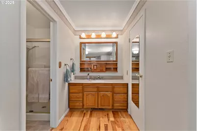 7654 North Bank Rd, Roseburg, OR 97470 - Photo 22