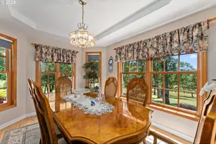 7654 N Bank Rd, Roseburg, OR 97470 - Photo 14