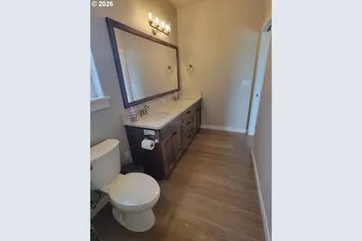 912 Medina Ave, Sutherlin, OR 97479 - Photo 10