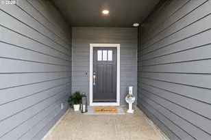 912 Medina Ave, Sutherlin, OR 97479 - Photo 8