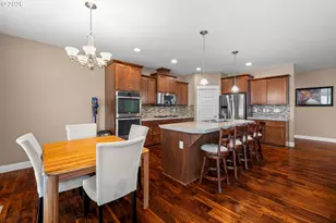 1481 N Fir St, Canby, OR 97013 - Photo 6