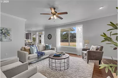 2775 Wallace Hills Ct, Salem, OR 97304 - Photo 16